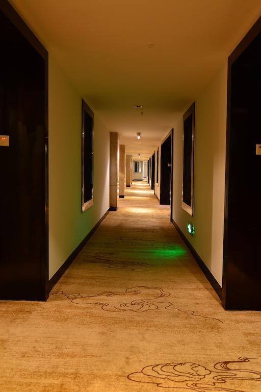 Baodao Exhibition Center Hotel Wuyishan  Exterior foto