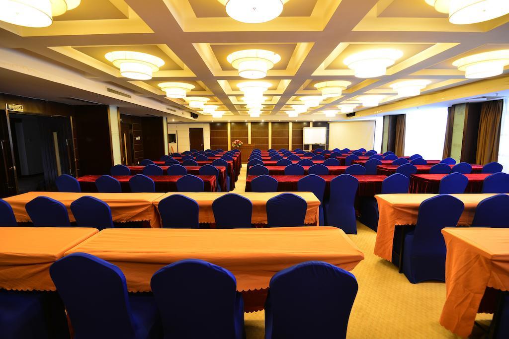 Baodao Exhibition Center Hotel Wuyishan  Exterior foto