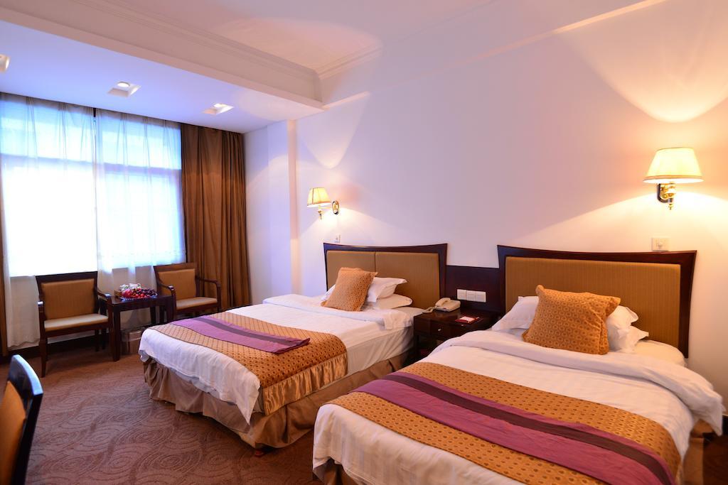 Baodao Exhibition Center Hotel Wuyishan  Exterior foto