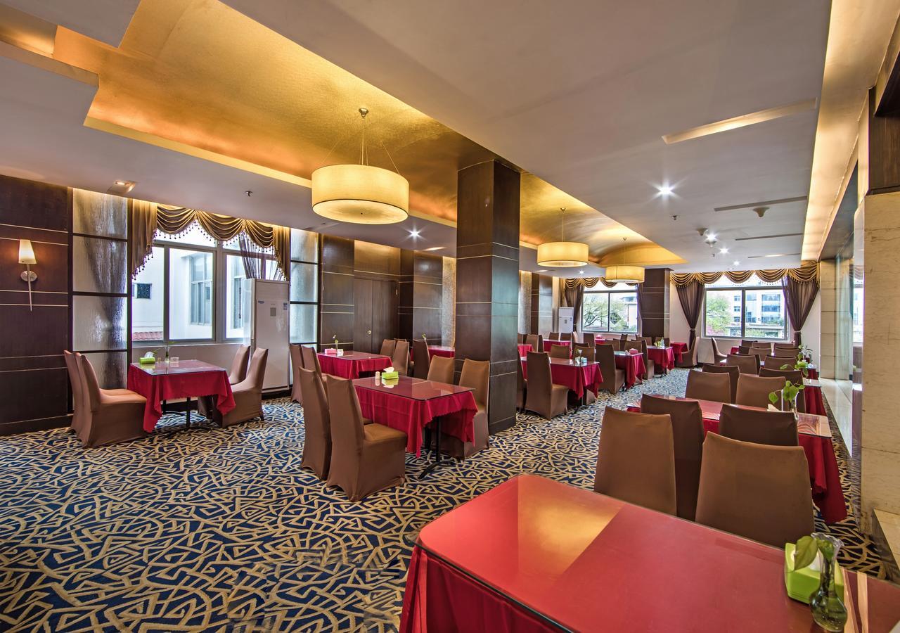 Baodao Exhibition Center Hotel Wuyishan  Exterior foto